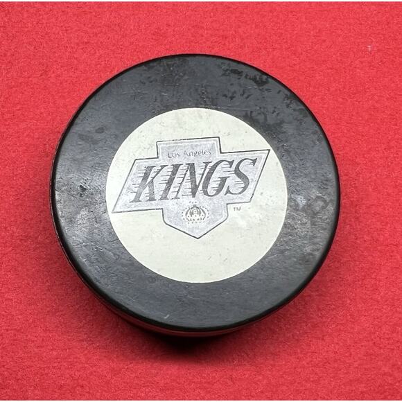 Los Angeles Kings‎ Hockey Puck - Picture 1 of 6